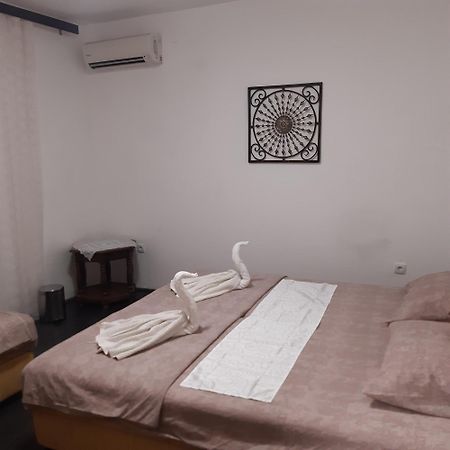 Marko Apartment Sutomore Bagian luar foto